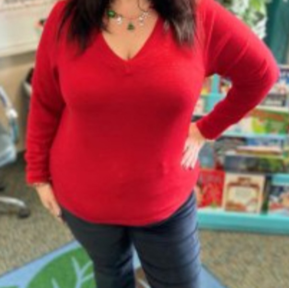 Croft & Barrow Plus Size 3X  Women's V-Neck extra soft Sweater Red
